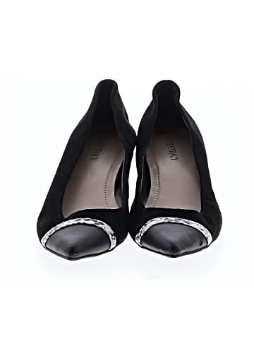 Ellen Tracy Flats (view 2)