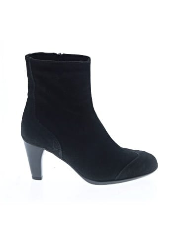 La Canadienne Ankle Boots (view 1)