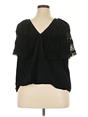Old Navy Short Sleeve Blouse (view 2)