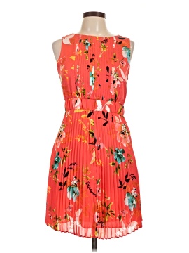 Liz Claiborne Petite Dresses On Sale Up To 90% Off Retail | ThredUp