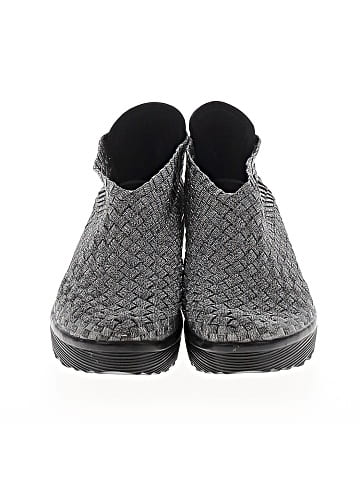 Serene Wedges (view 2)