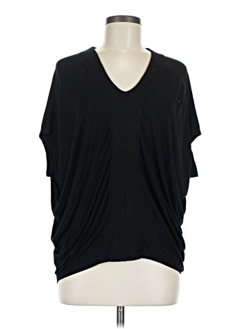 AP.NY Poncho (view 1)
