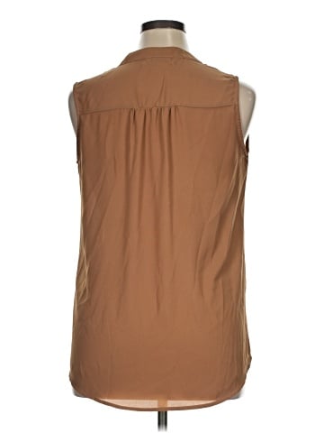 Jon & Anna Sleeveless Blouse (view 2)