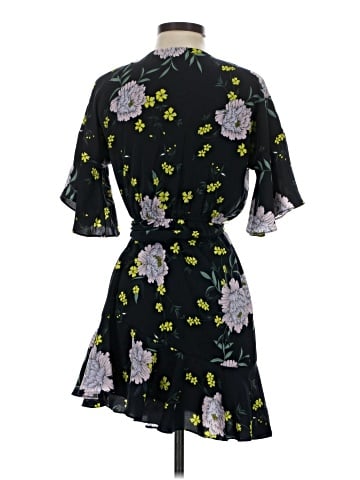 Cupcakes & Cashmere Casual Dress (view 2)