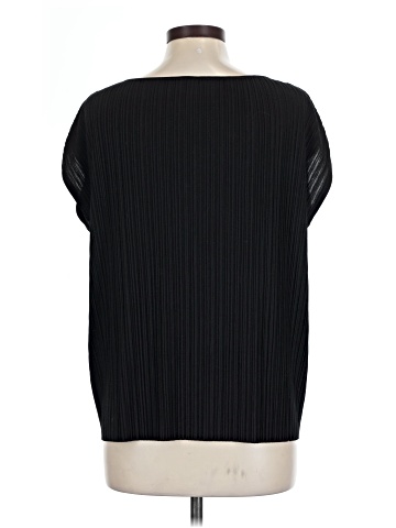 Marla Wynne Short Sleeve Blouse (view 2)