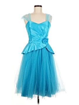 B2 By Jasmine Cocktail Dress