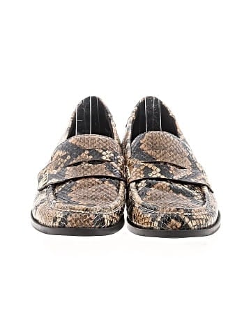 Zara Flats (view 2)