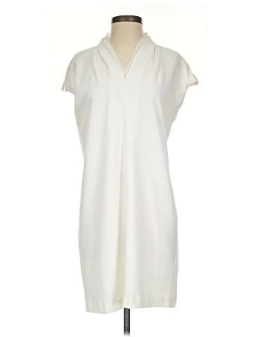 Carmen Carmen Marc Valvo Casual Dress (view 1)