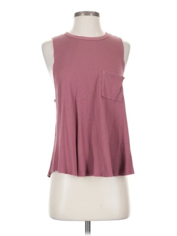 t.la Sleeveless T-Shirt (view 1)