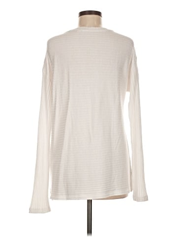 Gap Long Sleeve T-Shirt (view 2)