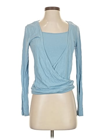 New York & Company Long Sleeve T-Shirt (view 1)