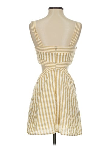 Louna Sleeveless Top (view 2)