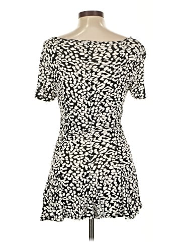 Guess Short Sleeve T-Shirt (view 2)
