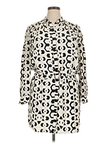 Diane von Furstenberg Casual Dress (view 1)