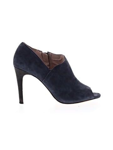 Audrey Brooke Heels (view 1)
