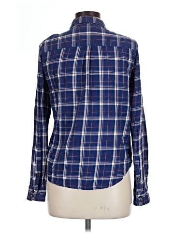 Forever 21 Long Sleeve Button-Down Shirt (view 2)
