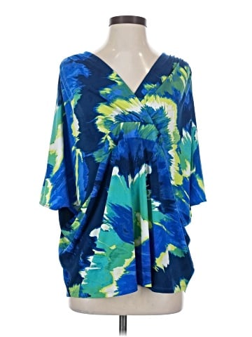 Natori Kimono (view 1)