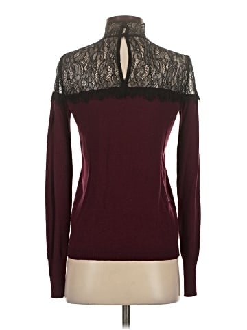 Jennifer Lopez Turtleneck Sweater (view 2)