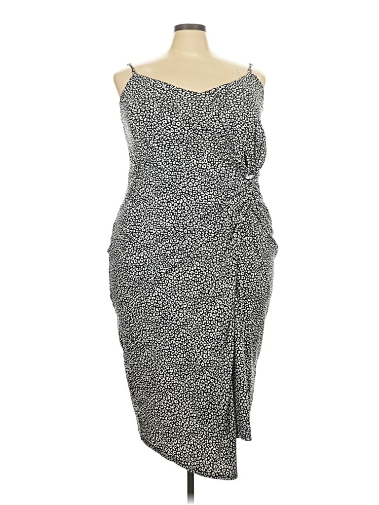 Pre-owned Socialite Cocktail Dress In Gray