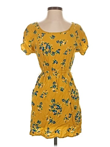 Forever 21 Casual Dress (view 1)