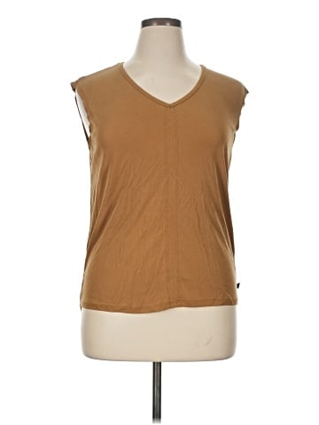 Jessica Simpson Sleeveless T-Shirt (view 1)