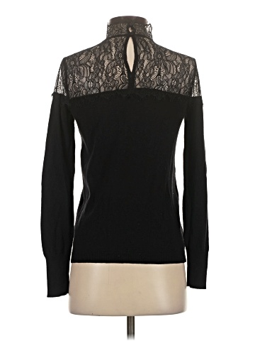 Jennifer Lopez Turtleneck Sweater (view 2)