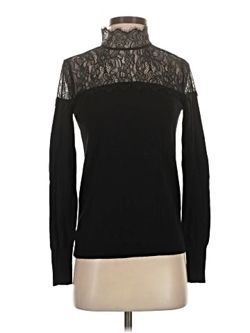 Jennifer Lopez Turtleneck Sweater (view 1)