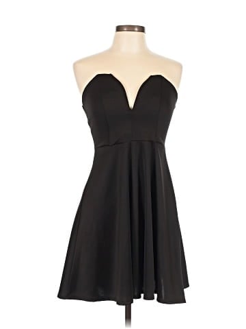 Fio Fio Cocktail Dress (view 1)