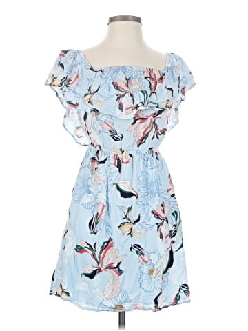 Cupcakes & Cashmere Casual Dress (view 1)
