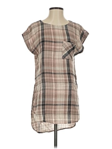 Akemi + Kin Sleeveless T-Shirt (view 1)