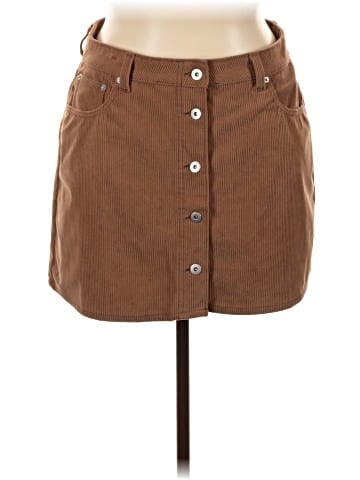 No Boundaries Casual Skirt (view 1)