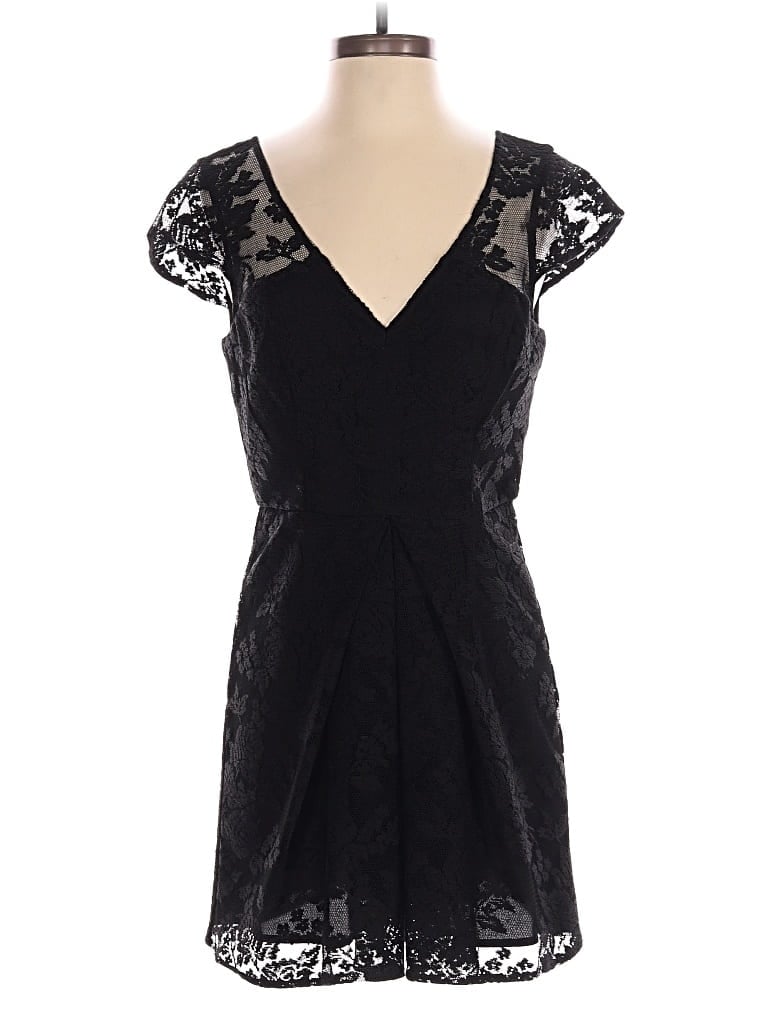 Pre-owned Bcbgeneration Romper In Black