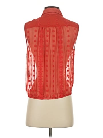 Zoa Sleeveless Button-Down Shirt (view 2)