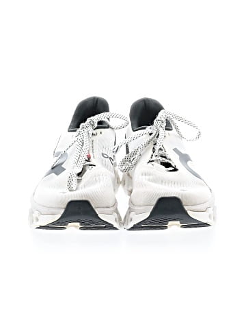 On Cloud Sneakers (view 2)