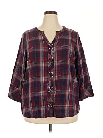 Skies Are Blue 3/4 Sleeve Button-Down Shirt (view 1)