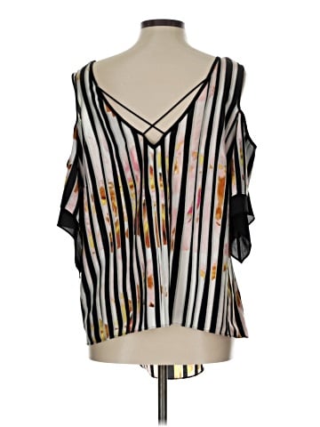 Bisou Bisou Sleeveless Blouse (view 2)