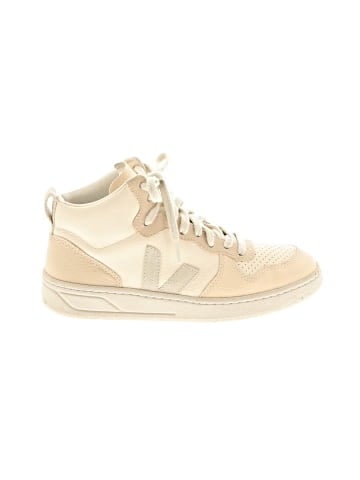 VEJA Sneakers (view 1)