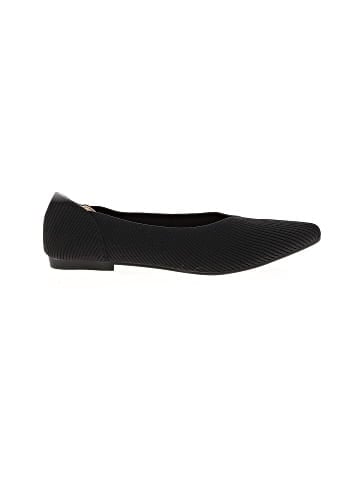 Unbranded Flats (view 1)