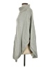 CAbi Gray Poncho Size S - photo 5