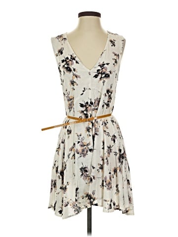 Anna Grace Casual Dress (view 1)