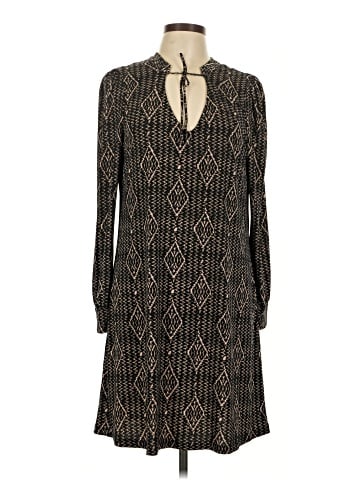 Veronica M. Casual Dress (view 1)