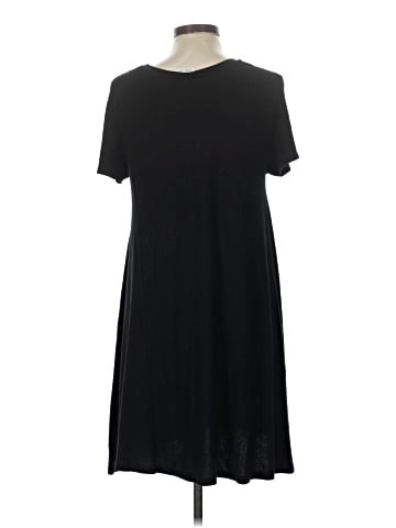 Trafaluc by Zara Short Sleeve T-Shirt (view 2)