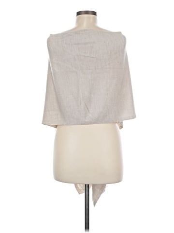 Simply Noelle Poncho (view 2)