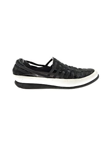 Stuart Weitzman Flats (view 1)