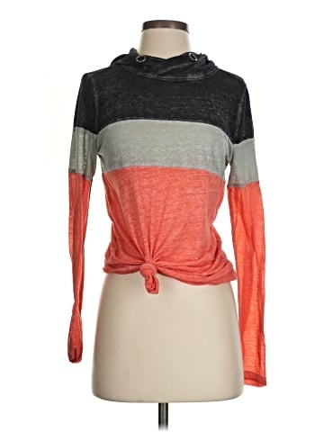 Maurices Long Sleeve Top (view 1)