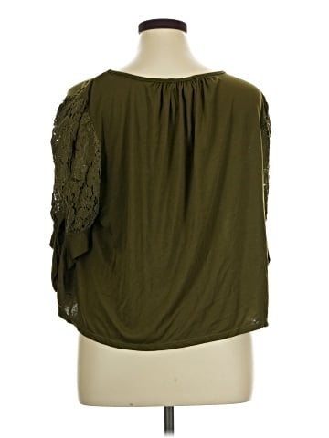 Carolyn Taylor 3/4 Sleeve Blouse (view 2)