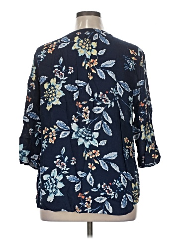 Croft & Barrow 3/4 Sleeve Blouse (view 2)