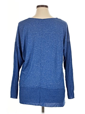 Per Se Pullover Sweater (view 2)