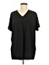 Uniqlo 100% Polyester Black Short Sleeve Blouse Size M - photo 1