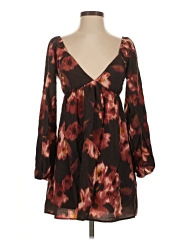 Abercrombie & Fitch Casual Dress (view 1)